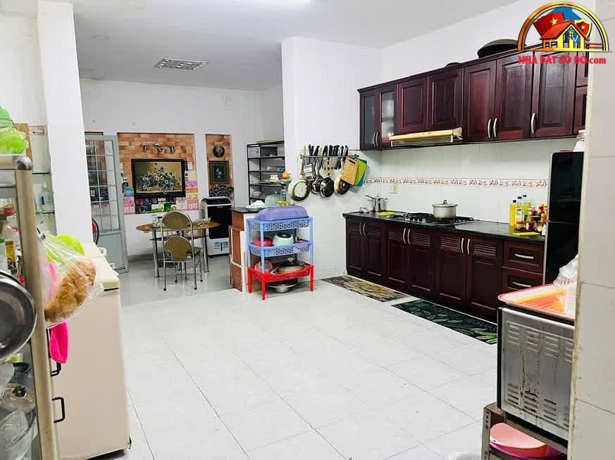 Biệt thự sân vườn 1074m² giá 74.9 tỷ – thương lượng ngay – “NHÀ ĐẤT BẤT ĐỘNG SẢN SỔ ĐỎ”