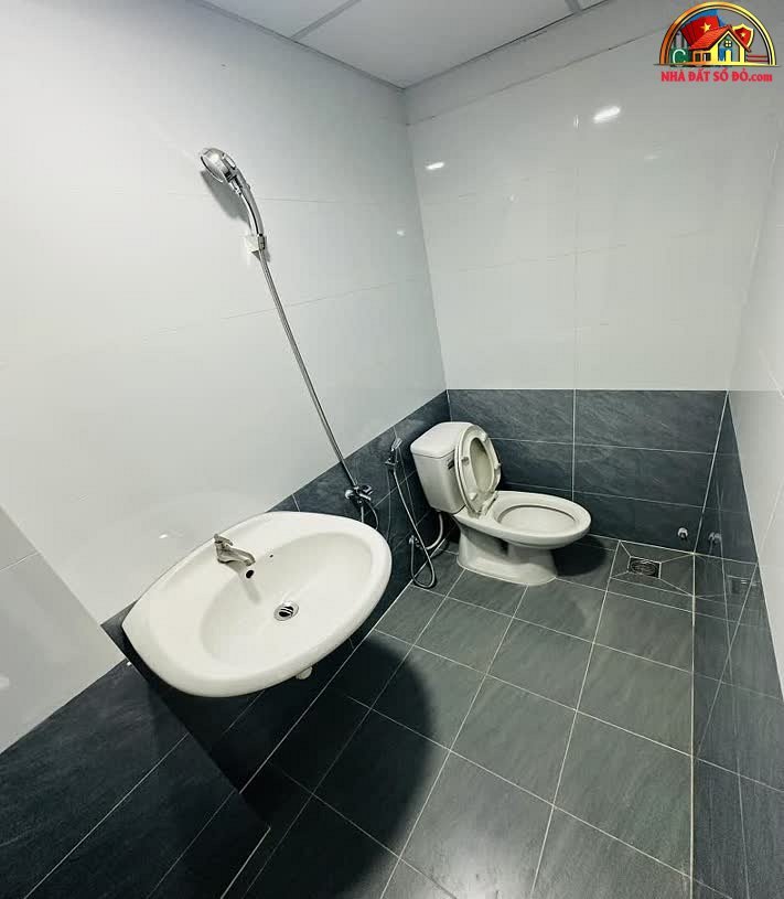 Bán nhà mặt phố Đỗ Tấn Phong, 95m2, giá chỉ 9.5 tỷ – Đầu tư sinh lời ngay