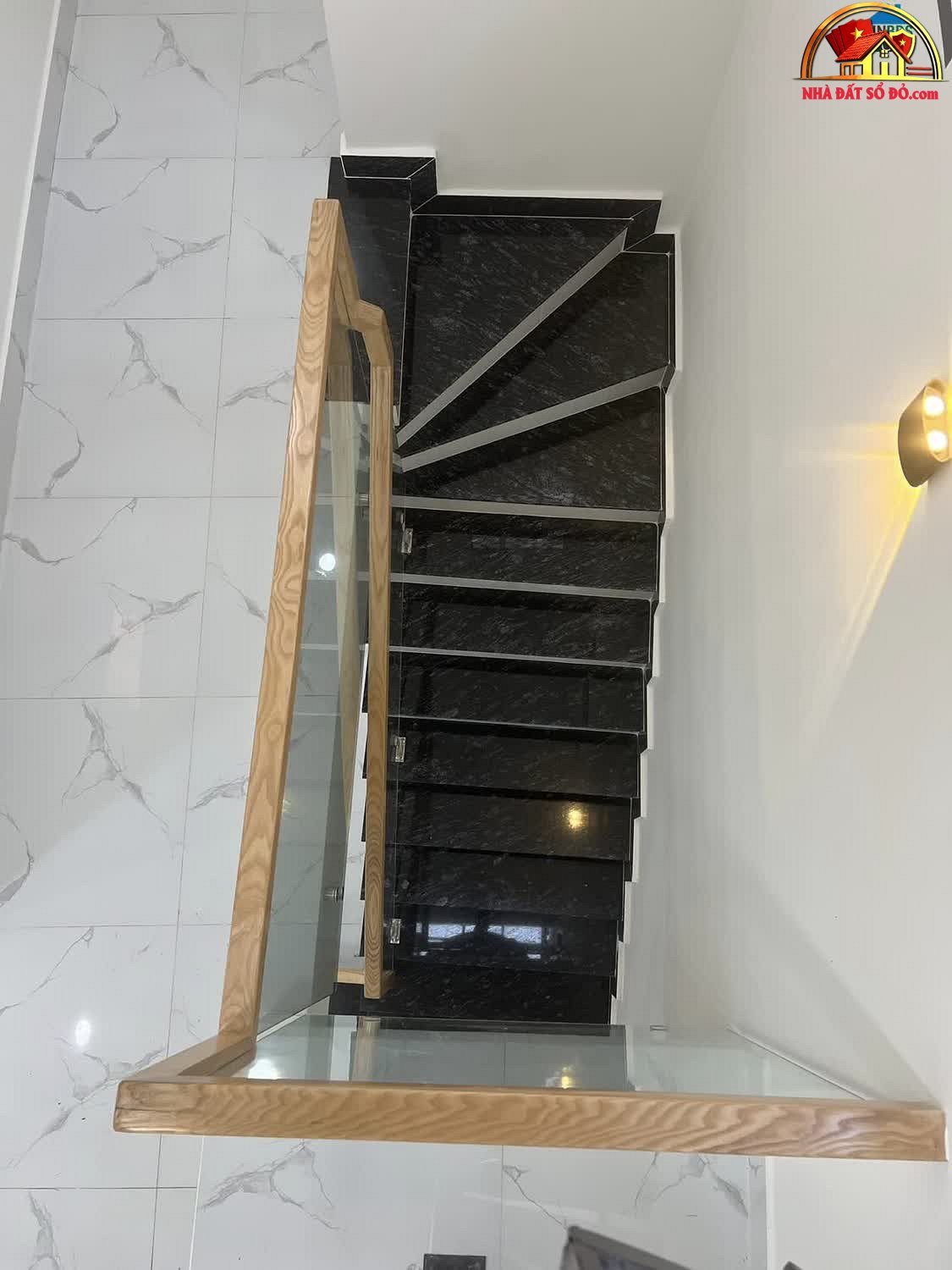 Nhà đẹp 100m², chỉ 4,25 tỷ, hẻm 3 gác an ninh – Tôn Đản – Phường 8 – Quận 4 – Hồ Chí Minh – NHÀ ĐẤT BẤT ĐỘNG SẢN SỔ ĐỎ