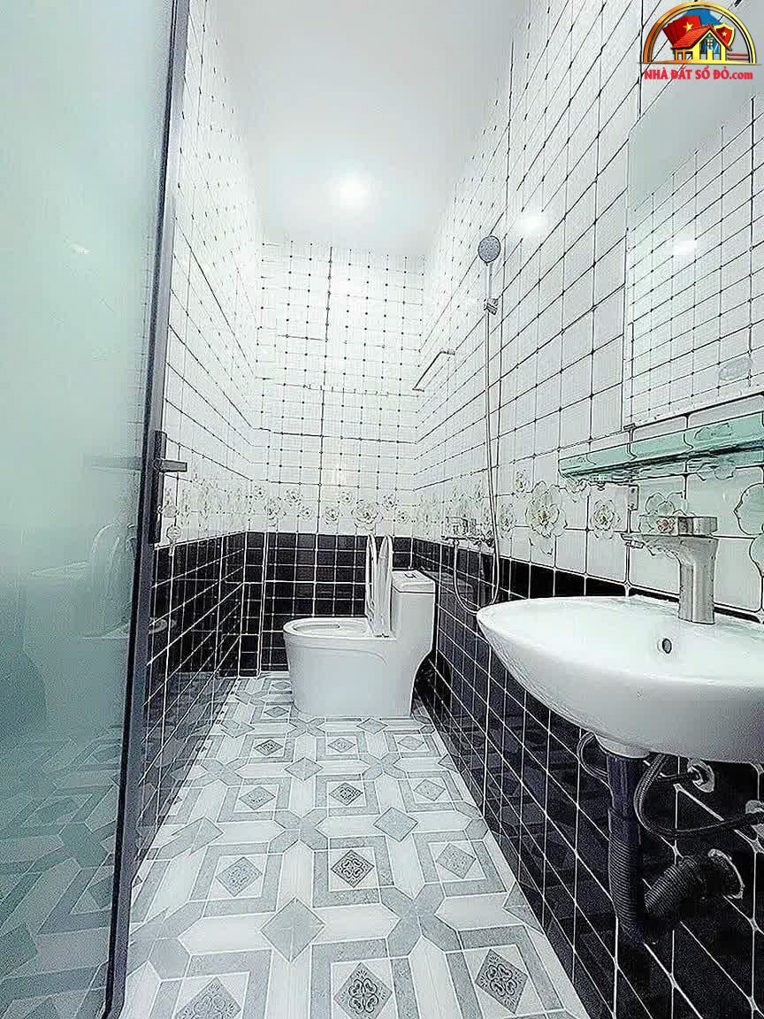 Nhà đẹp 100m², chỉ 4,25 tỷ, hẻm 3 gác an ninh – Tôn Đản – Phường 8 – Quận 4 – Hồ Chí Minh – NHÀ ĐẤT BẤT ĐỘNG SẢN SỔ ĐỎ