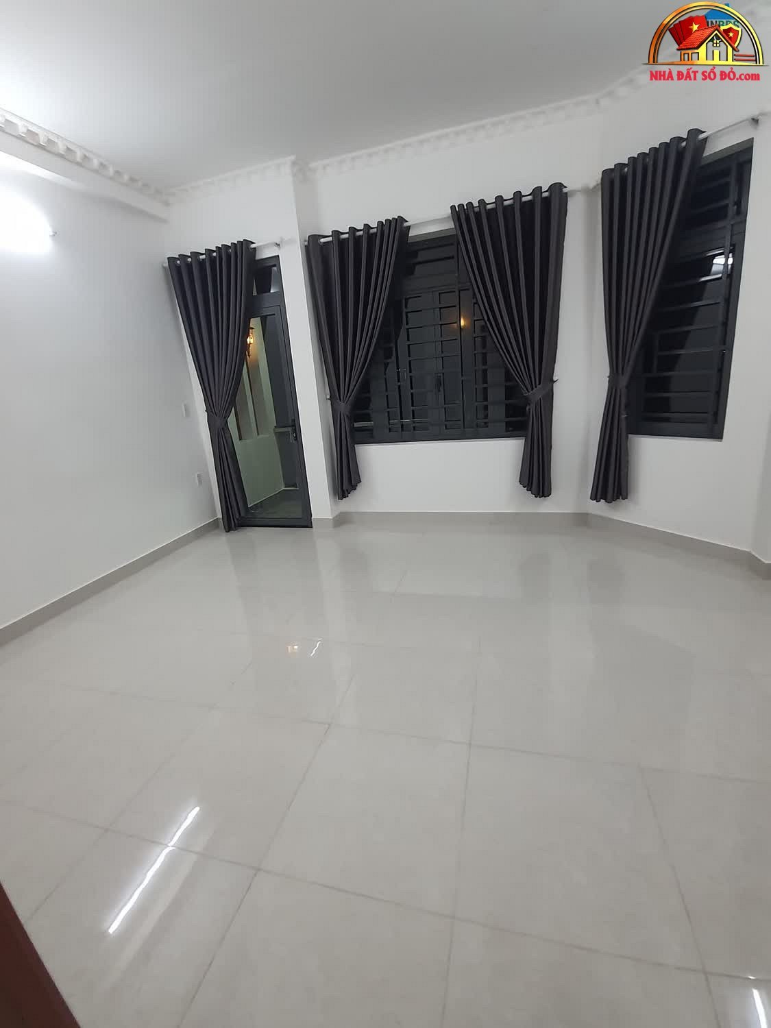 Bán nhà góc 2 mặt tiền đường 11 Trường Thọ – Thủ Đức – Hồ Chí Minh – 326m² chỉ 15 tỷ