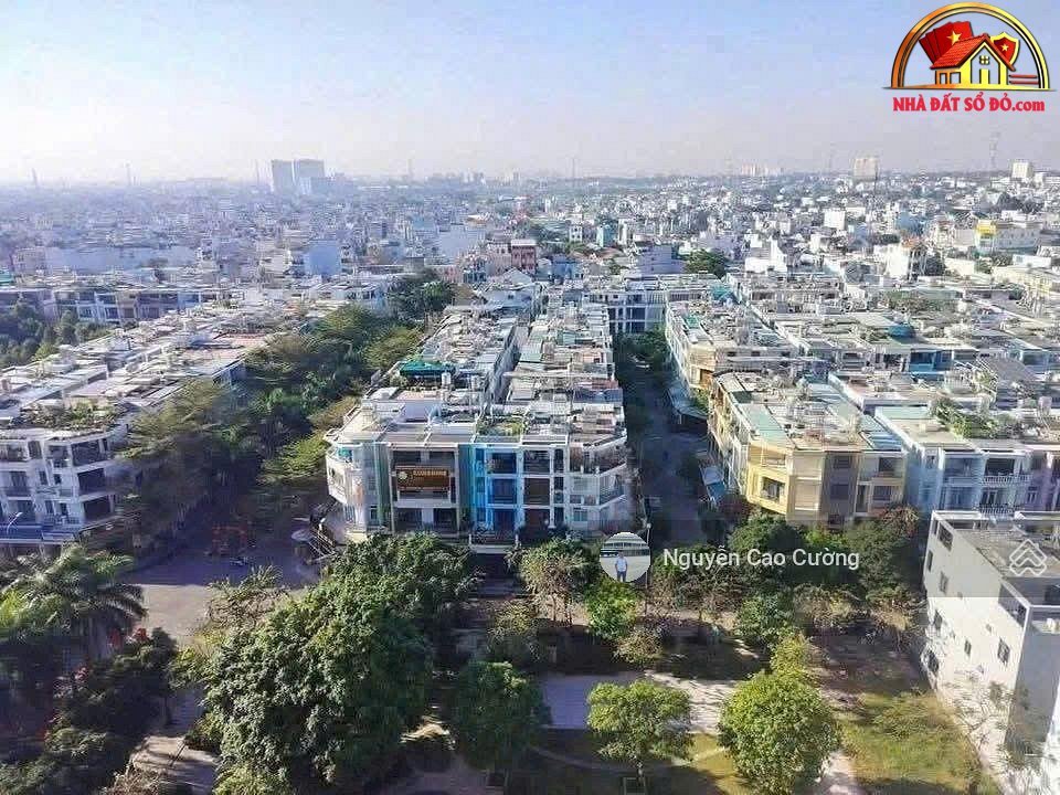 Nhà đẹp 2 PN view hồ bơi, chỉ 2.77 tỷ – Bán căn hộ The Park Land – Q12 – NHÀ ĐẤT BẤT ĐỘNG SẢN SỔ ĐỎ