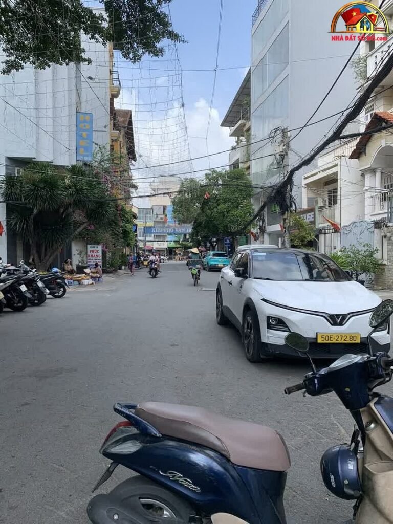Bán nhà 4 tầng hẻm xe hơi – 98m² – Giá chỉ 24.5 tỷ – Hồ Chí Minh