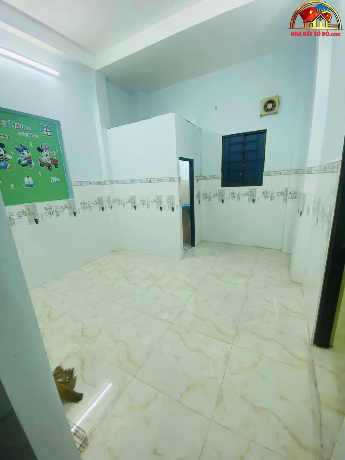 Nhà 3 tầng nở hậu, đường 10m gần chợ – Quận 8 –