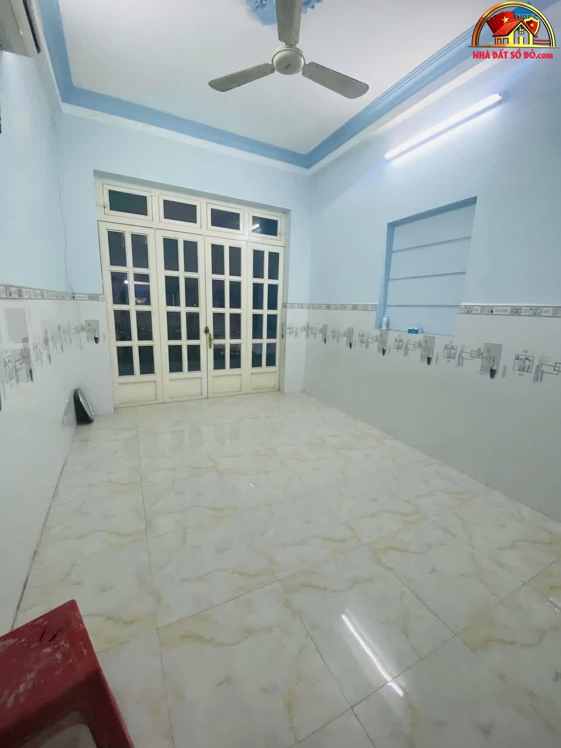 Nhà 3 tầng nở hậu, đường 10m gần chợ – Quận 8 –