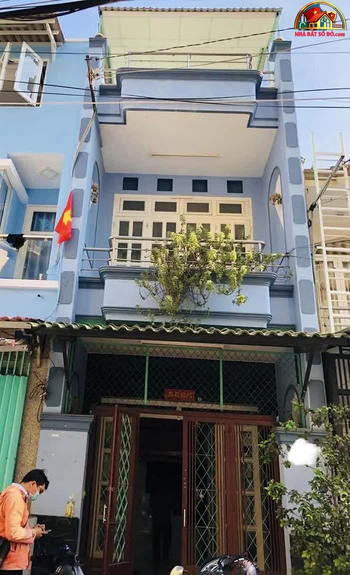 Nhà 3 tầng nở hậu, đường 10m gần chợ – Quận 8 –