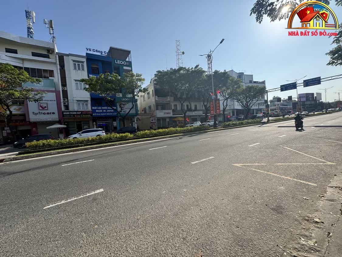 Siêu phẩm nhà 3 tầng lô góc mặt tiền Nguyễn Văn Linh 105m² giá 31.5 tỷ – NHÀ ĐẤT BẤT ĐỘNG SẢN SỔ ĐỎ