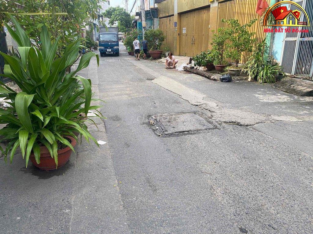 Hẻm xe hơi 4 tầng, 4 phòng ngủ – 5.7 tỷ &#82… – Bán nhà trong ngõ, hẻm Quận Bình Tân – TP Hồ Chí Minh giá 5 – 7 tỷ