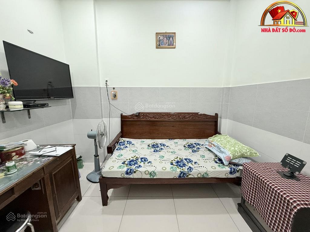 Nhà 2 tầng rộng 52m² ngay ngã 4 Hàng Xanh – Giá 6.8 tỷ – Bán nhà đất sổ đỏ