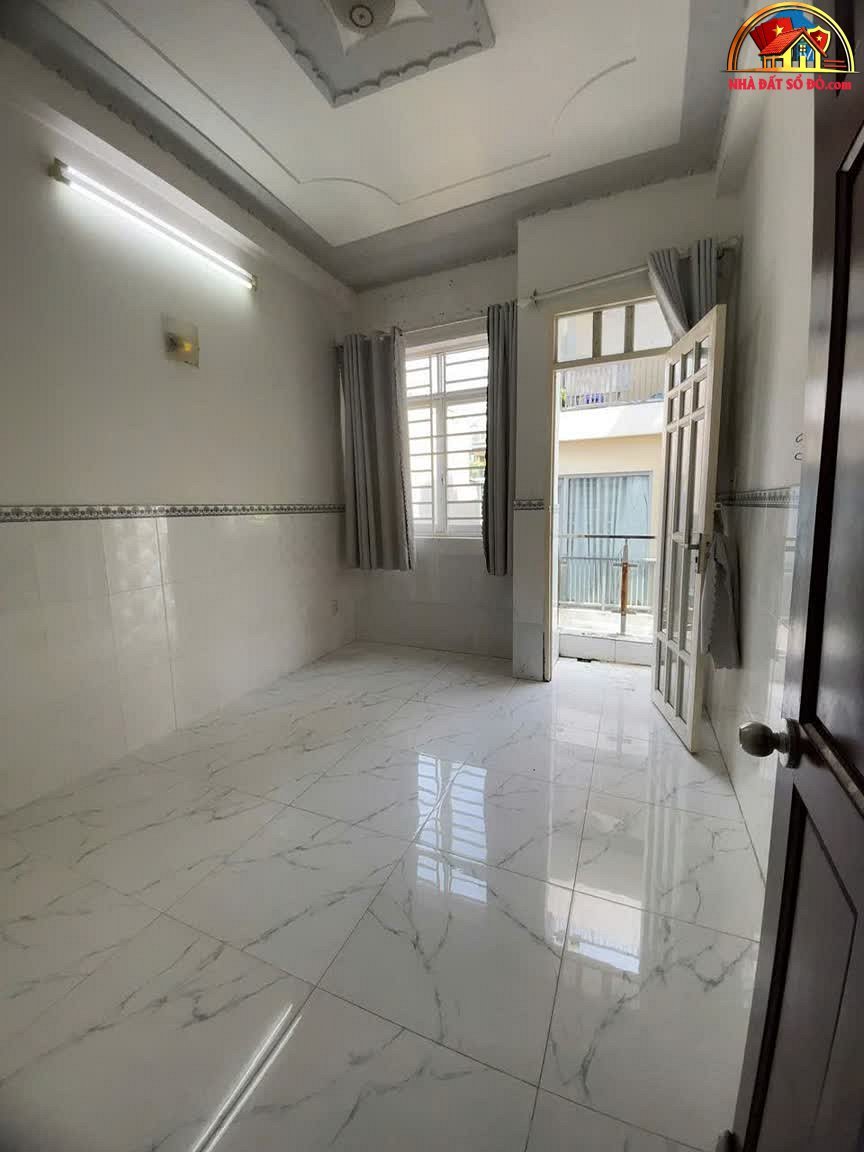 Nở hậu, sát mặt tiền Đoàn Văn Bơ, 4 tỷ – Bán nhà riêng Quận 4, Hồ Chí Minh – NHÀ ĐẤT BẤT ĐỘNG SẢN SỔ ĐỎ