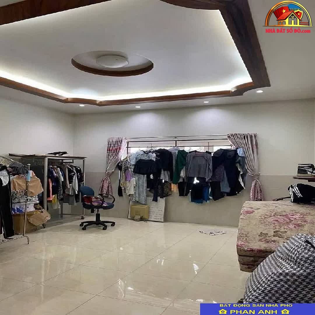Nhà mặt phố 4 tầng, 80m², thỏa thuận tại Quận 2 – Sở hữu ngay vị trí kinh doanh thuận lợi
