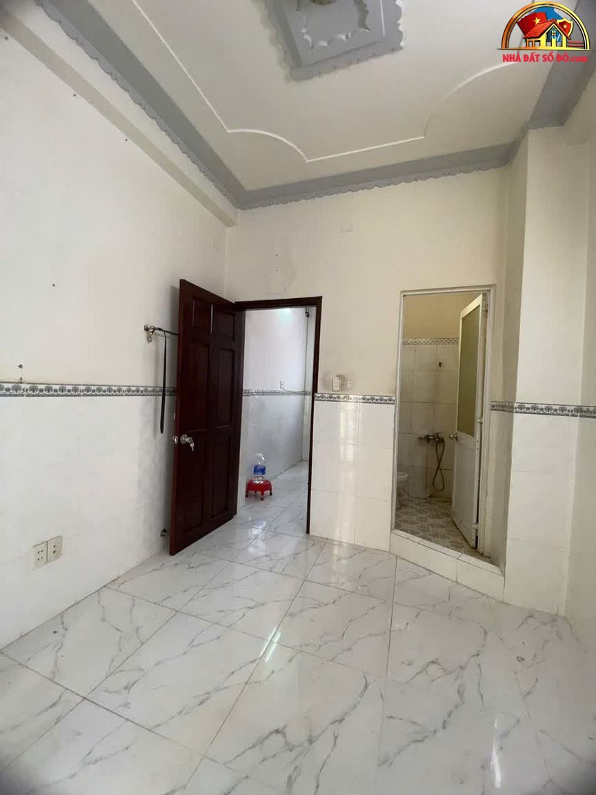Nhà đẹp 2 phòng ngủ sát mặt tiền Đoàn Văn Bơ chỉ 4,79 tỷ – Bán nhà riêng Quận 4 – TP. Hồ Chí Minh – NHÀ ĐẤT BẤT ĐỘNG SẢN SỔ ĐỎ