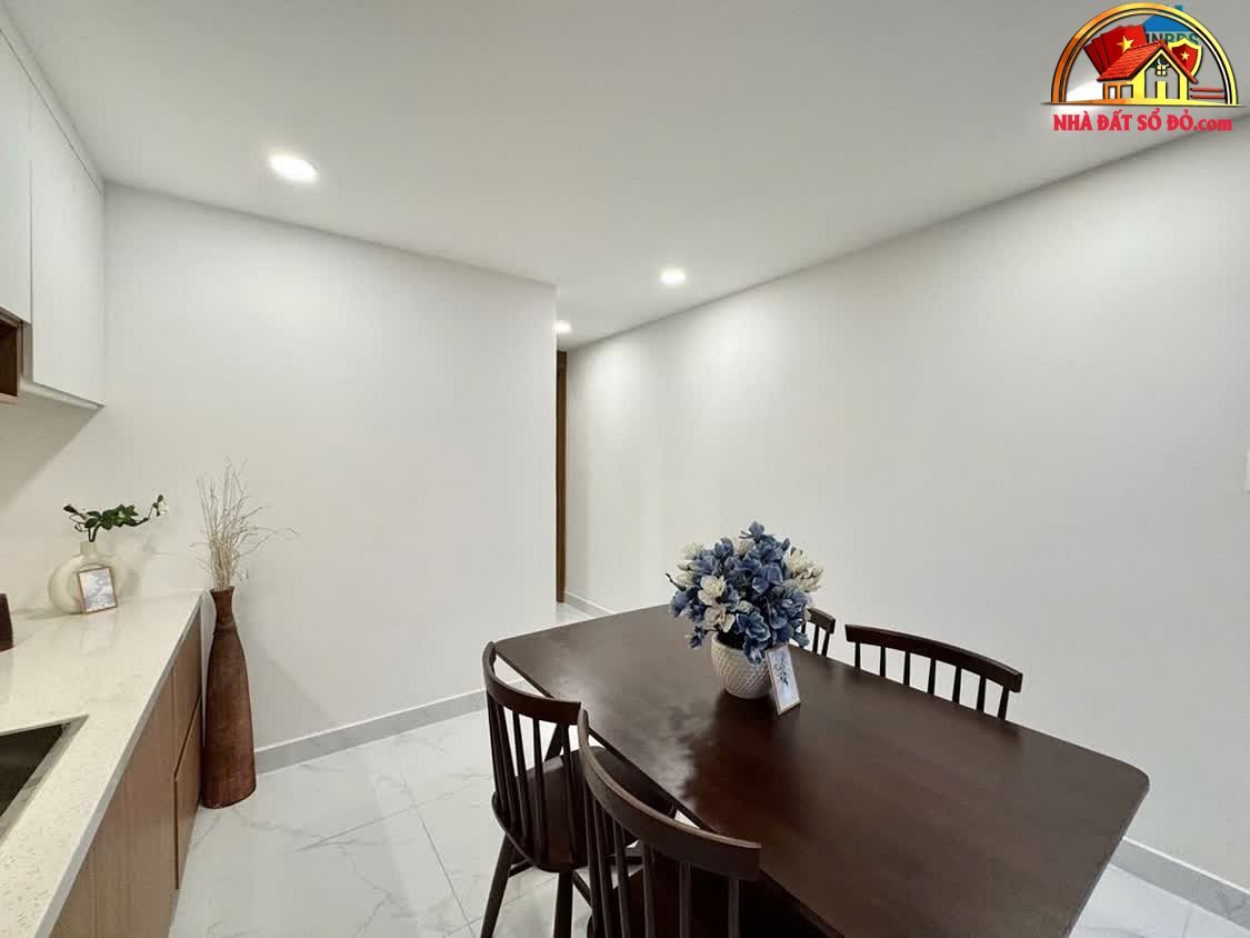 Nhà mới siêu đẹp, hẻm ba gác – 57 m² – 7.48 tỷ – Bán nhà riêng tại Quận 10, Hồ Chí Minh