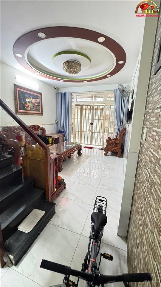 Bán nhà hẻm rộng, 4PN, 6WC, giá hót 7.3 tỷ – Nguyễn Chí Thanh – Quận 11 – NHÀ ĐẤT BẤT ĐỘNG SẢN SỔ ĐỎ