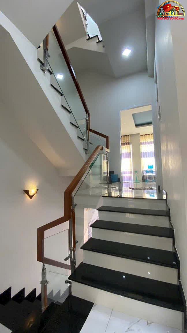 Nhà đẹp hẻm to giá tốt, Quận 6 – Diện tích 79m², giá 8.5 tỷ