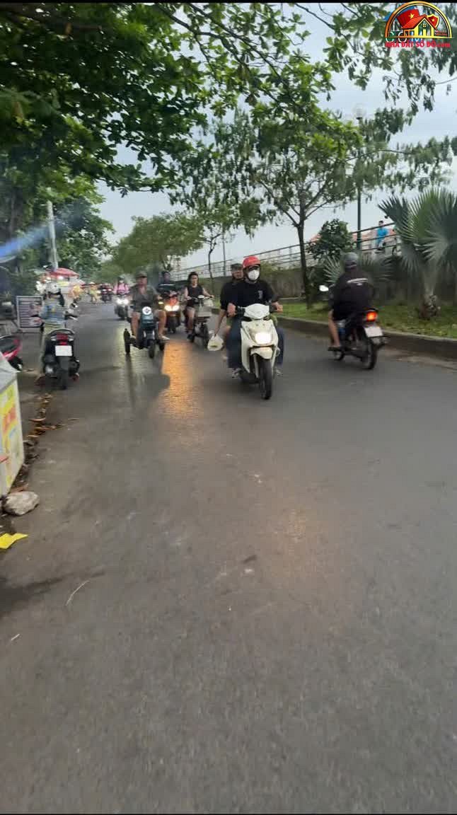 Nhà nở hậu 4PN với diện tích 61m², giá chỉ 2.95 tỷ – Bán nhanh tại Bình Đông, Quận 8, Hồ Chí Minh