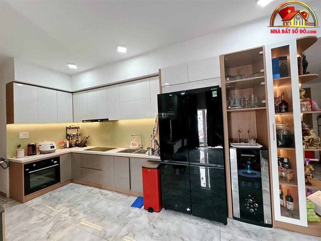 Căn hộ đẹp 2PN, 2WC giá tốt tại Summer Square – 61m² – 3.15 tỷ