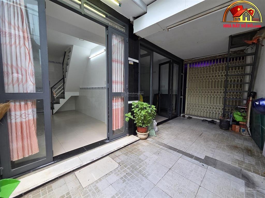 Nhà mới tại Phan Xích Long, 14m2 – 2.3 tỷ – Gần hẻm xe hơi