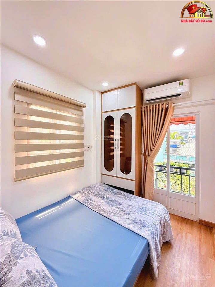 Nhà 3 tầng hẻm xe tải, giảm ngay 200 triệu –… – Bán nhà trong ngõ, hẻm Quận Phú Nhuận – TP Hồ Chí Minh giá Dưới 3 tỷ