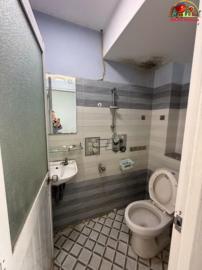Nhà 3 Tầng Nở Hậu, Đón Tết Nguyên Đán – 20 m² – 3 tỷ – Hồ Chí Minh