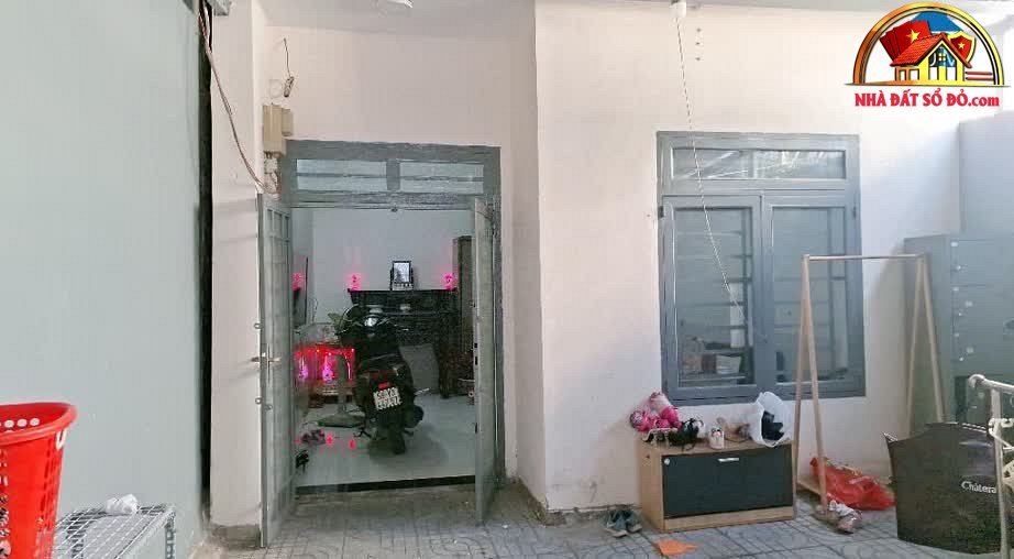 Nhà riêng 100m² HXH Quận 7 – Giá 7.9 tỷ – Tiện xây mới tự do – Bán nhà đất sổ đỏ