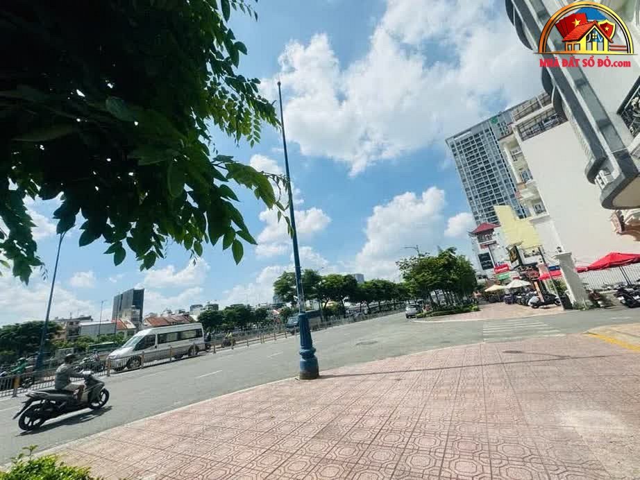 Nhà phố 56m², mặt tiền Q4 chỉ 6.8 tỷ – Cơ hội đầu tư tuyệt vời!