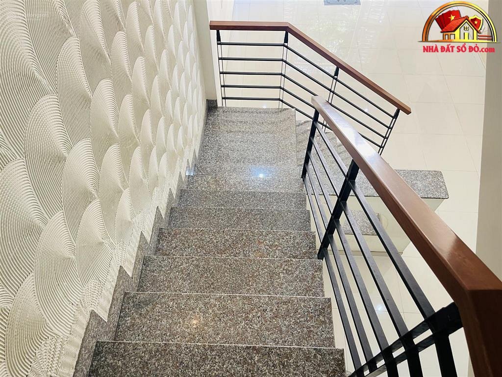 Nhà riêng siêu đẹp 4 tầng 5PN giá chỉ 6.49 tỷ – Đường Nguyễn Thị Sáu – Thạnh Lộc – Quận 12 – Hồ Chí Minh – NHÀ ĐẤT BẤT ĐỘNG SẢN SỔ ĐỎ