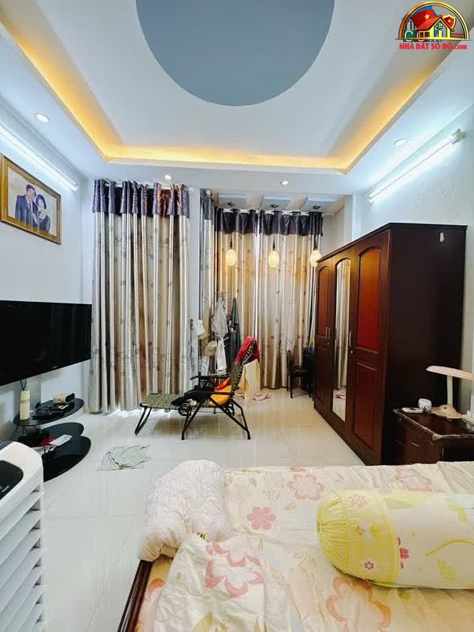 Căn nhà mặt phố kinh doanh hẻm xe hơi – 39m² – 10.7 tỷ – Quận 4 – Hồ Chí Minh – NHÀ ĐẤT BẤT ĐỘNG SẢN SỔ ĐỎ