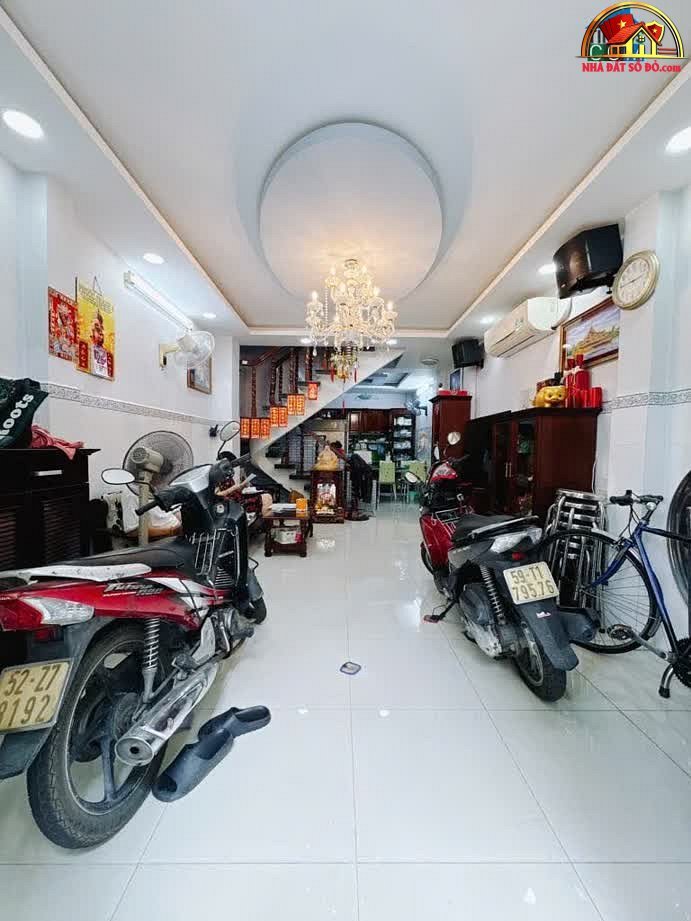 Căn nhà mặt phố kinh doanh hẻm xe hơi – 39m² – 10.7 tỷ – Quận 4 – Hồ Chí Minh – NHÀ ĐẤT BẤT ĐỘNG SẢN SỔ ĐỎ
