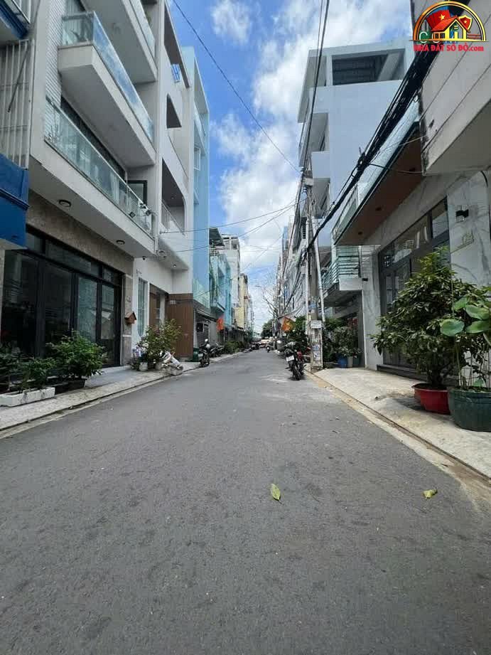 Căn nhà mặt phố kinh doanh hẻm xe hơi – 39m² – 10.7 tỷ – Quận 4 – Hồ Chí Minh – NHÀ ĐẤT BẤT ĐỘNG SẢN SỔ ĐỎ