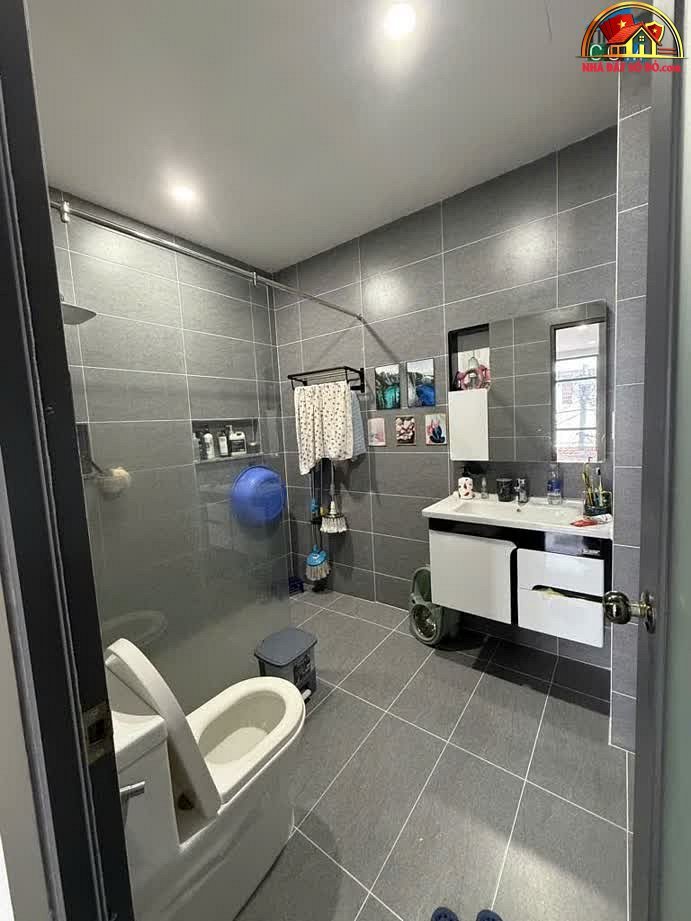 Bán nhà riêng mặt tiền Khánh Hội, giá 6.95 tỷ, 43m² – NHÀ ĐẤT BẤT ĐỘNG SẢN SỔ ĐỎ