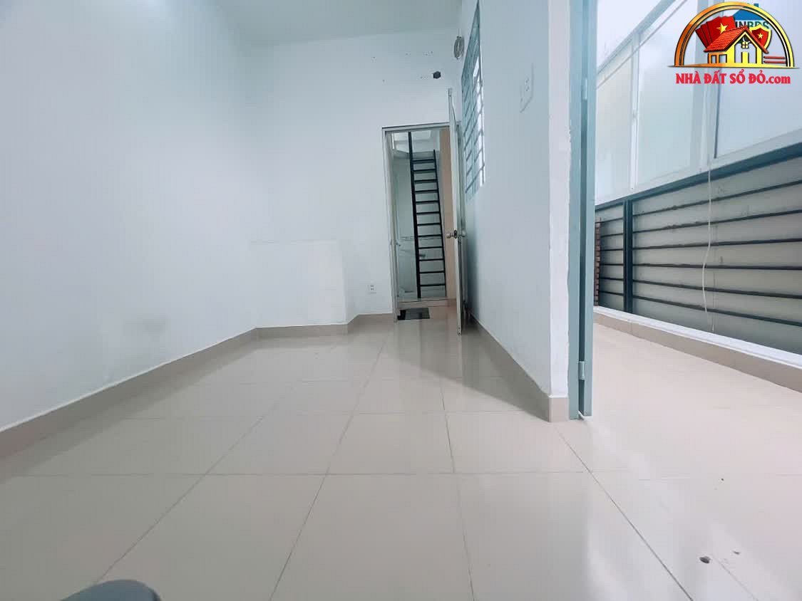 Nhà mặt phố 24m², 2.95 tỷ – Tiện nghi đầy đủ tại Quận 4 – Hồ Chí Minh – NHÀ ĐẤT BẤT ĐỘNG SẢN SỔ ĐỎ