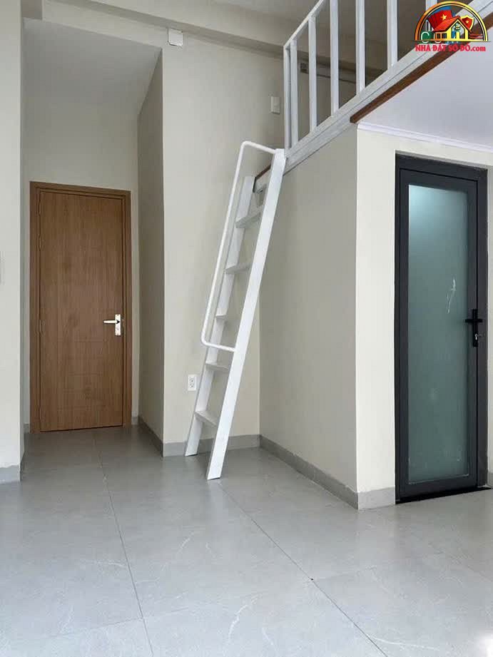 Bán nhà phố 72m² giá 10.8 tỷ tại Lê Văn Thịnh, Quận 2 – Sổ đỏ chính chủ