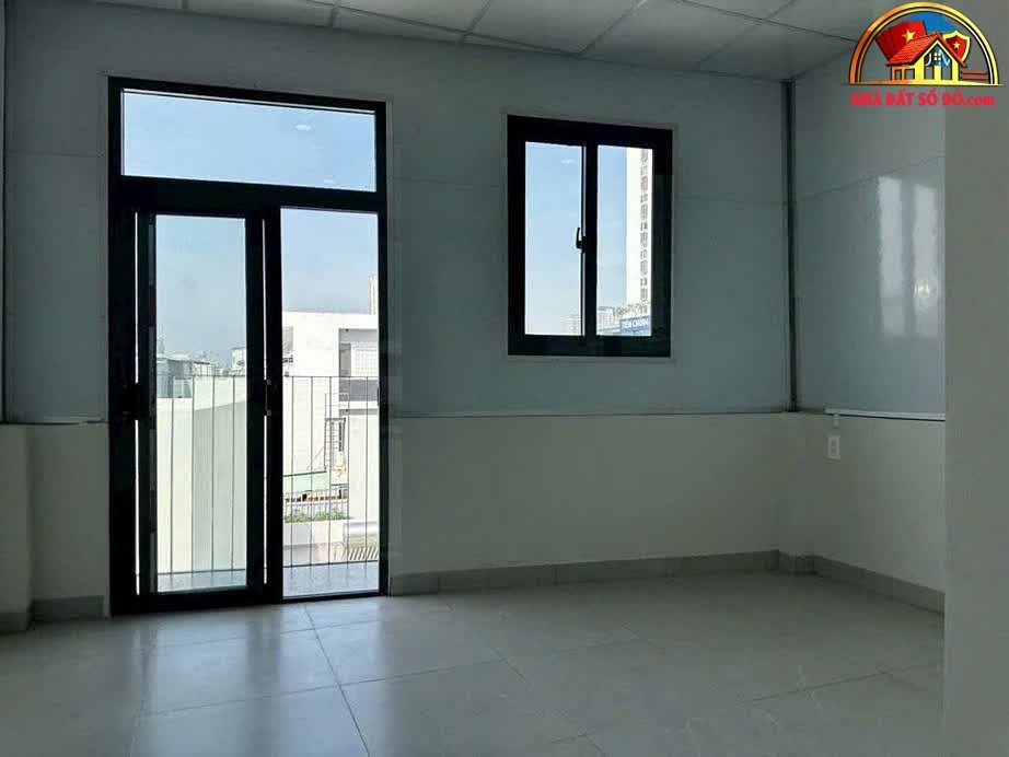 Bán nhà phố 72m² giá 10.8 tỷ tại Lê Văn Thịnh, Quận 2 – Sổ đỏ chính chủ