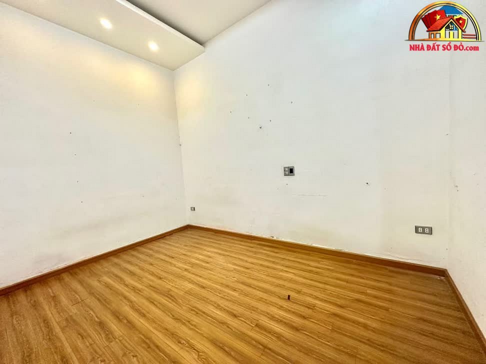 Bán nhà mặt phố 3 tầng kiên cố, gần chợ tại Hải Ch… – Bán nhà mặt phố Quận Hải Châu – Đà Nẵng giá 5 – 7 tỷ