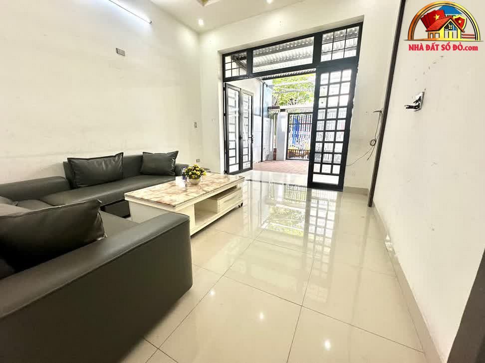 Bán nhà mặt phố 3 tầng kiên cố, gần chợ tại Hải Ch… – Bán nhà mặt phố Quận Hải Châu – Đà Nẵng giá 5 – 7 tỷ