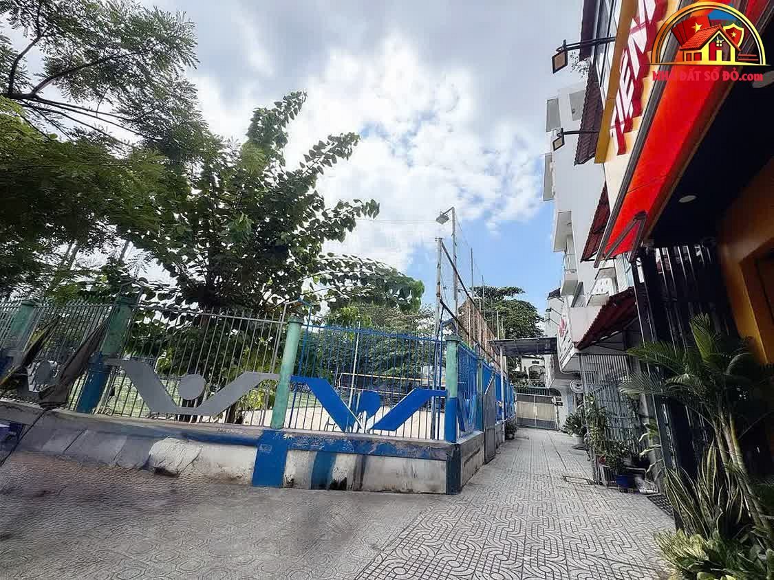 Bán biệt thự cổ điển độc đáo tại Đường Đồng Nai – Quận 10 – Hồ Chí Minh – 205m² – 52 tỷ