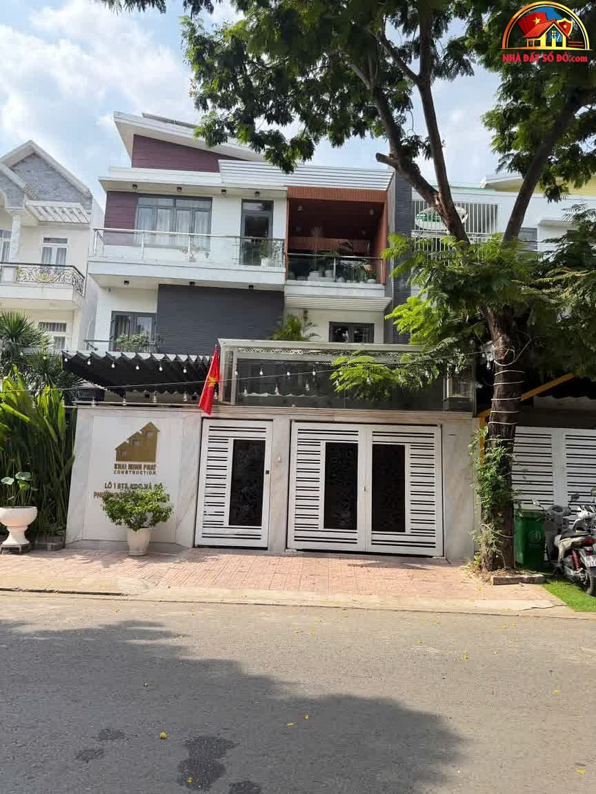 Biệt thự sân vườn KDC Hà Đô Quận 12 – 308m² – 25 tỷ, không thể bỏ qua!