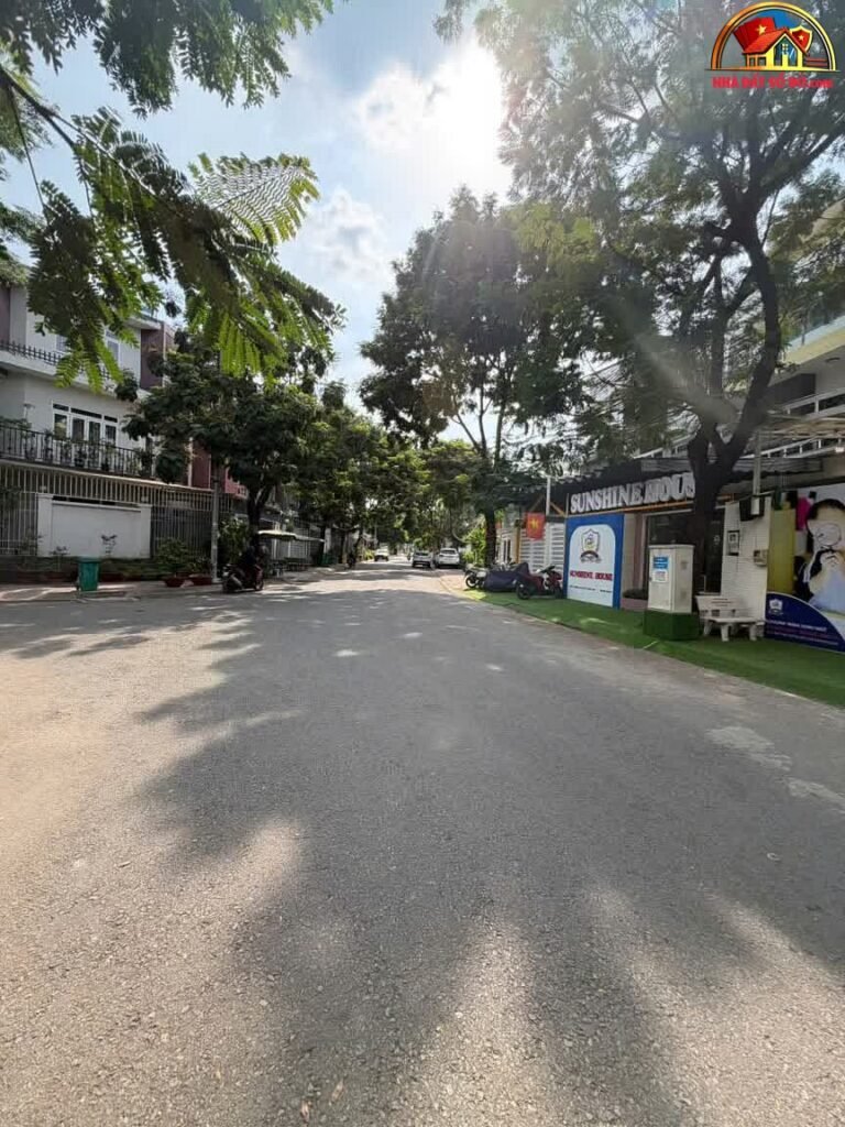 Biệt thự sân vườn KDC Hà Đô Quận 12 – 308m² – 25 tỷ, không thể bỏ qua!