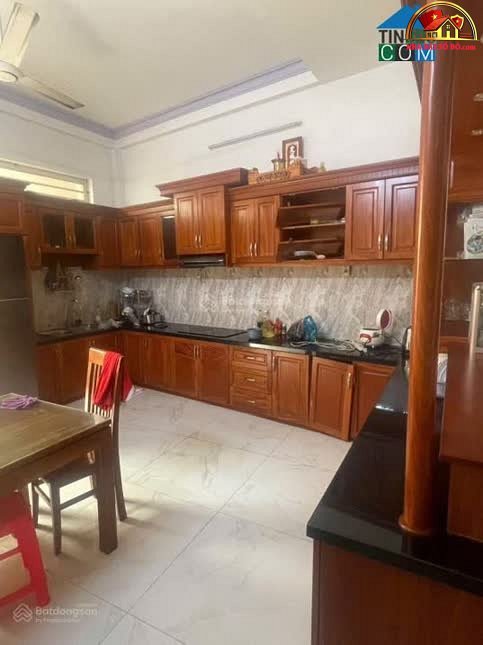 Bán nhà mặt tiền kinh doanh đường Chợ quận 2 – 90m² – 9,4 tỷ
