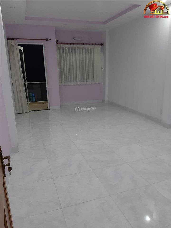 Nhà mặt tiền 4x17m, 5PN, giá chỉ 10.5 tỷ – Sổ đỏ sang tên liền tay