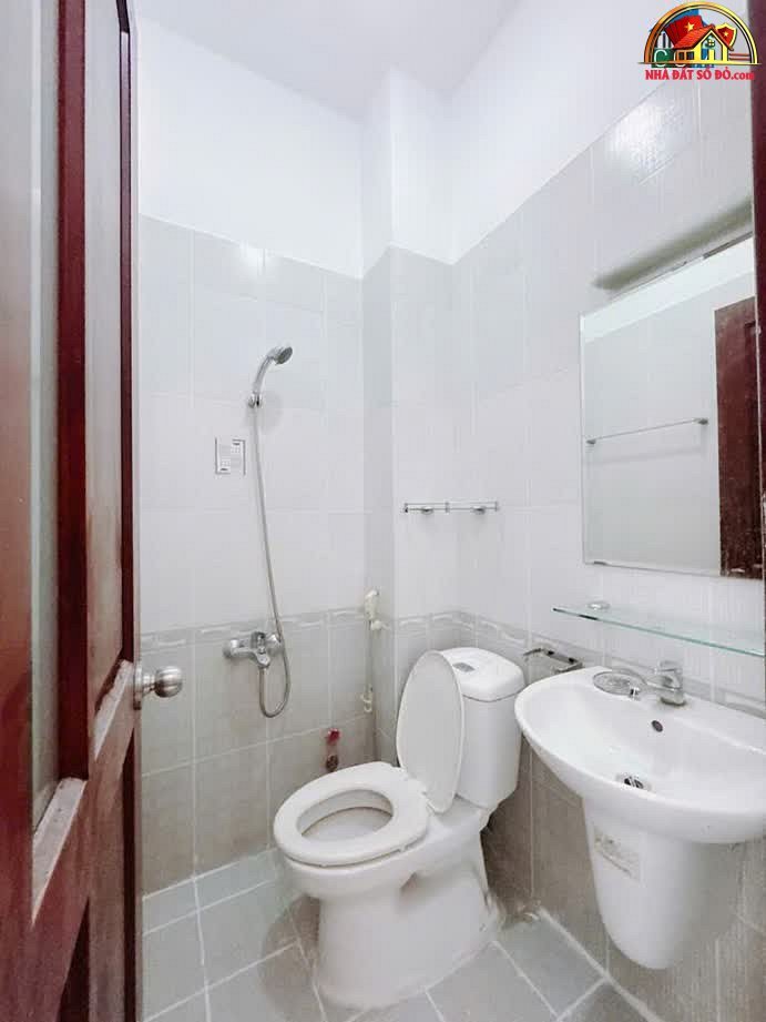Nhà hẻm xe hơi 51m² giá chỉ 5.8 tỷ – Đoàn Văn Bơ, Quận 4 – NHÀ ĐẤT BẤT ĐỘNG SẢN SỔ ĐỎ