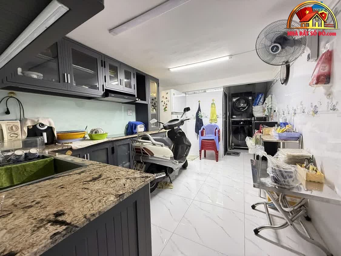 Mặt tiền kinh doanh đỉnh cao tại Quận 10 – Diện tích 51m², giá chỉ 30 tỷ – Bán nhà riêng
