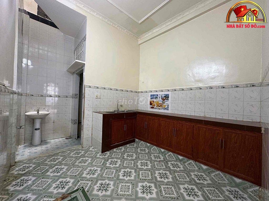 Chủ Bán Gấp! Nhà 3PN, 42m², Hẻm Xe Hơi, Giá Hạ Chỉ 5.2 Tỷ – Bán Nhà Đất – Lê Thị Bạch Cát – Quận 11 – Nhà Đất Bất Động Sản Sổ Đỏ
