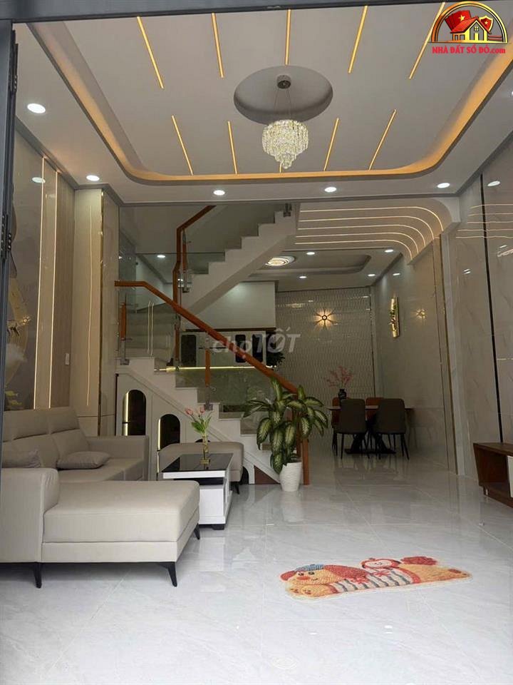 Nhà đẹp Bình Tân 3 tầng hẻm xe hơi, giá 5.8 tỷ – Đường Bùi Tư Toàn