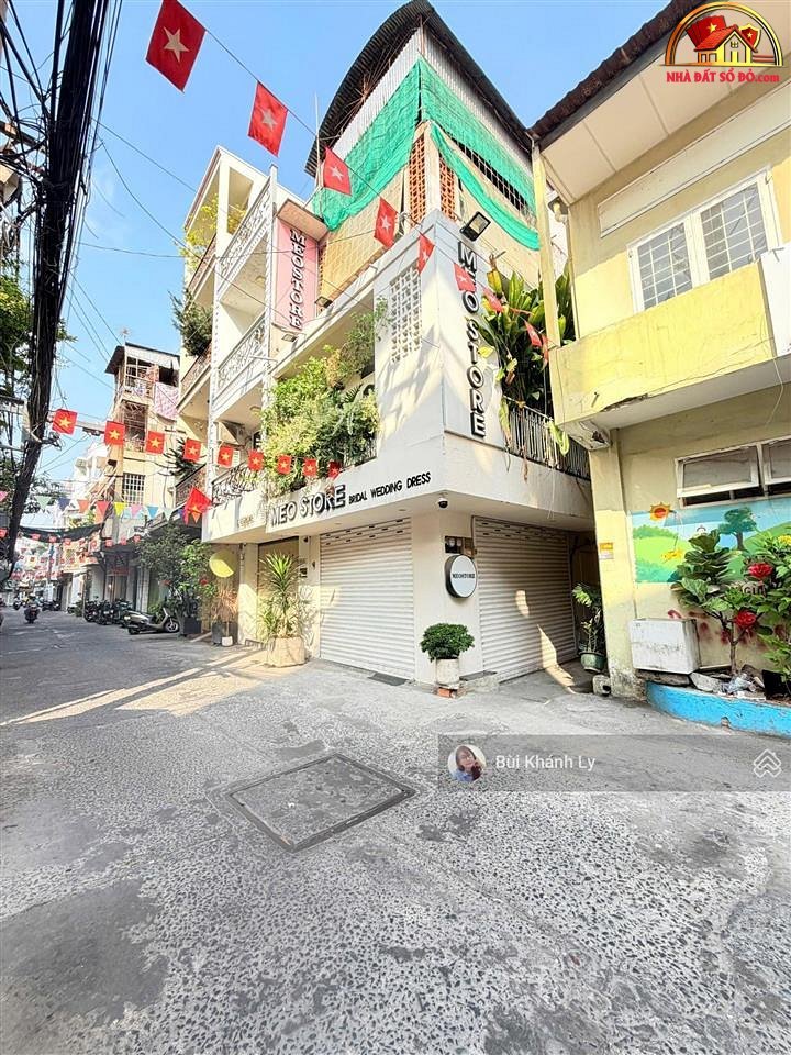 Bán nhà đẹp, xe hơi vào tận nhà tại Huỳnh Văn Bánh – Phú Nhuận – 11.79 tỷ