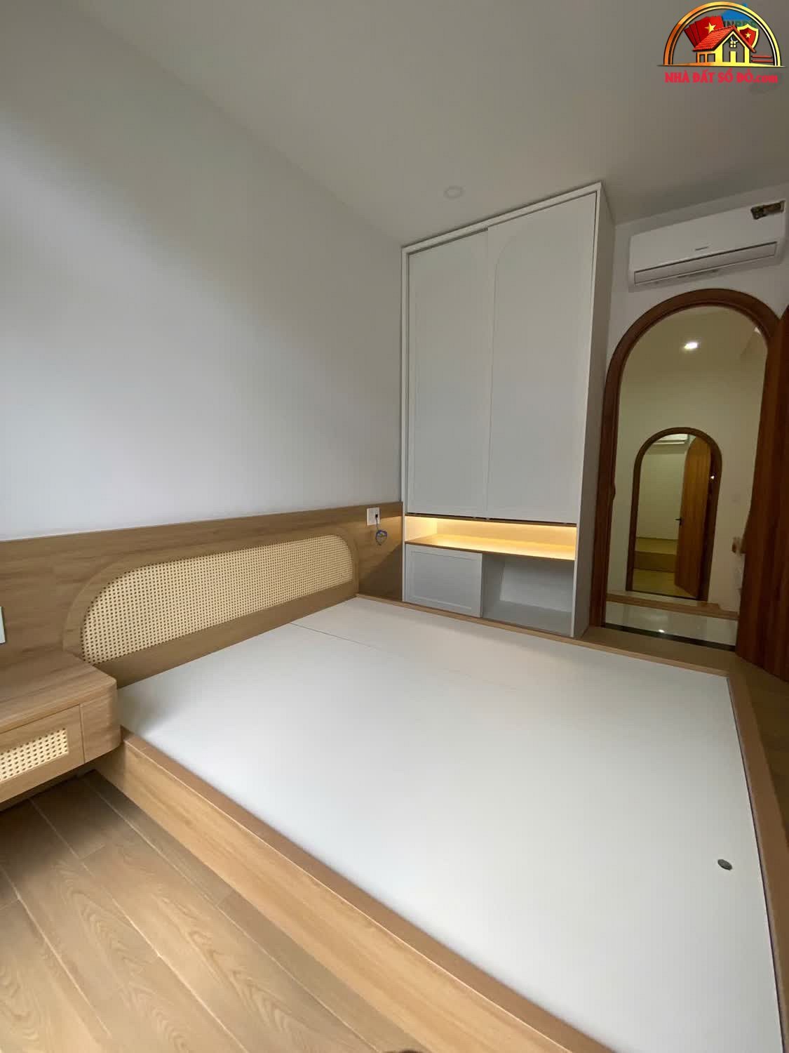 Nhà Mới 3 Tầng Hướng Đông Nam – 54m² –… – Bán nhà trong ngõ, hẻm Quận Hải Châu – Đà Nẵng giá 3 – 5 tỷ