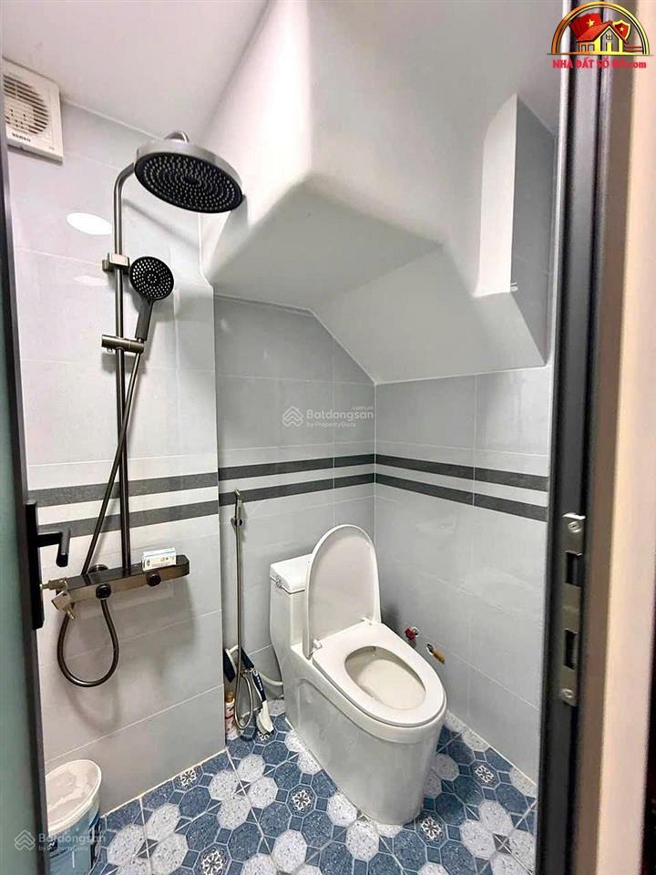 Nhà đẹp 5 phòng ngủ 6 WC hẻm xe hơi, giá thương lượng – Lý Thái Tổ – Quận 10 – Hồ Chí Minh – NHÀ ĐẤT BẤT ĐỘNG SẢN SỔ ĐỎ