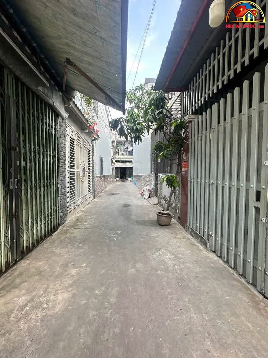 Bán nhà 3 tầng, 4 phòng ngủ gần Lê Văn Khương – Quận 12 – Hồ Chí Minh – NHÀ ĐẤT BẤT ĐỘNG SẢN SỔ ĐỎ