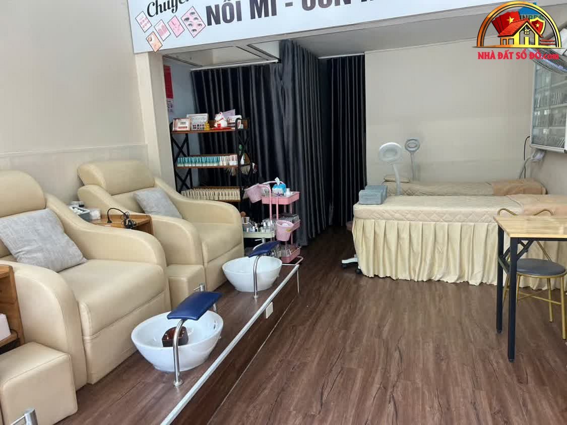 Sang Tiệm Nail – Nối Mi Mặt Tiền Đường Lớn, Giá Chỉ 65 Triệu – Quận 4 – Hồ Chí Minh – NHÀ ĐẤT BẤT ĐỘNG SẢN SỔ ĐỎ